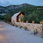 Villa Vito Zarače